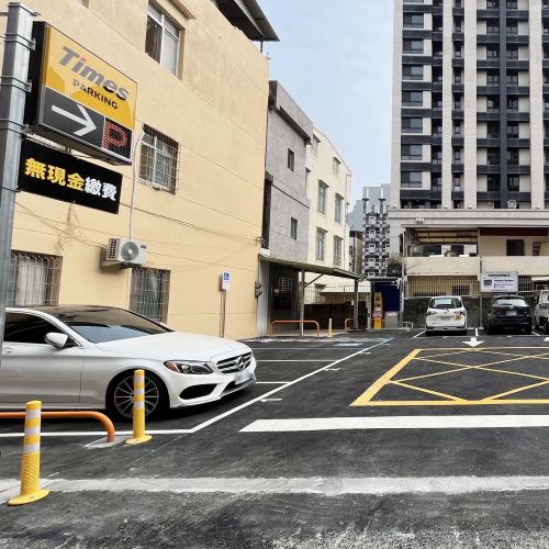 【高雄】Times 高雄光復一街停車場