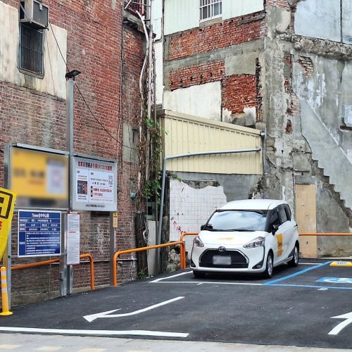 鄰近第二市場【台中】 Times 台中中山路停車場