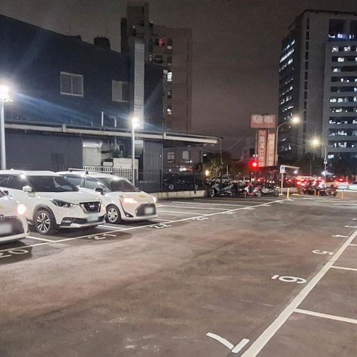 鄰近關渡靜思堂【台北】Times 立德路停車場